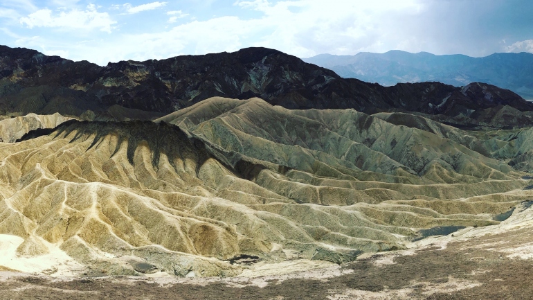 Death Valley Zabriskie Point heiditravelsusa